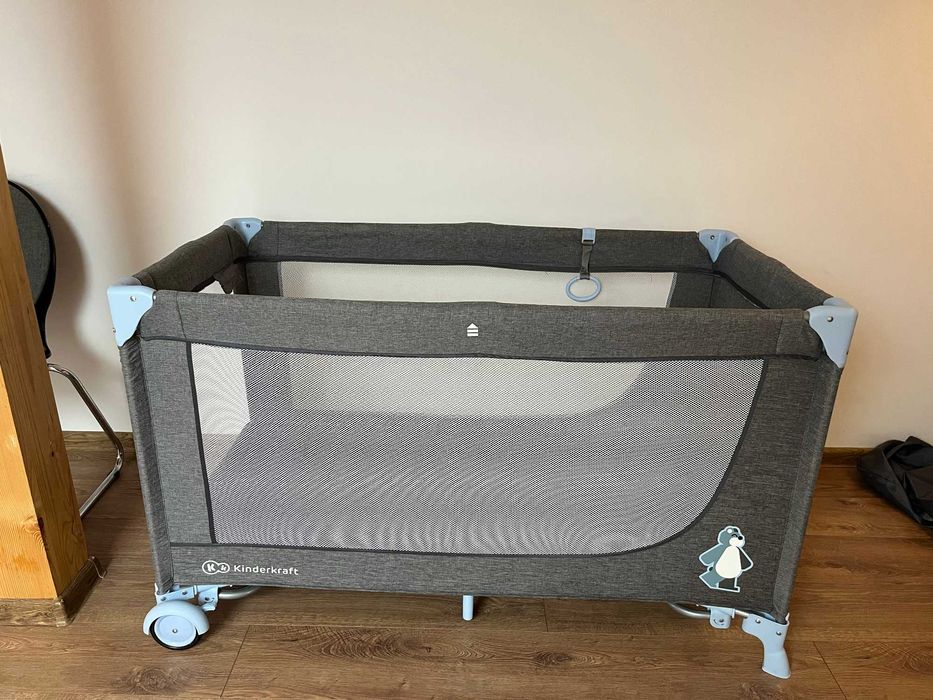 Преносима бебешка кошара Kinderkraft