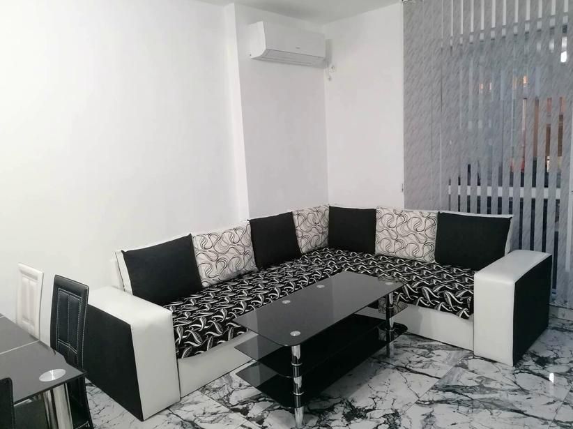 Дава се под наем Двустаен апартамент в Пловдив, Въстанически - 65 кв.м за 400 € - Снимка #3