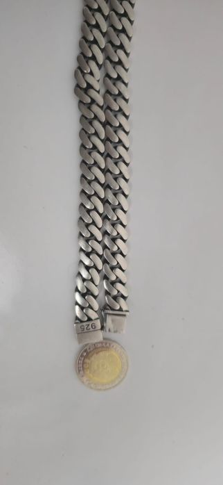 Продам  цепь серебро  925 пробу