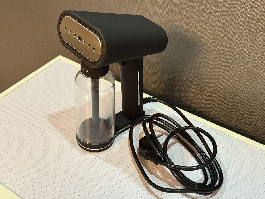 Отпариватель SteamOne EUXL400B (требуется ремонт)