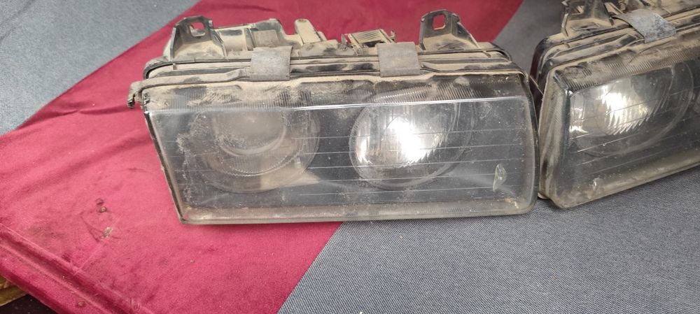 Faruri ZKW  cu lupa e36