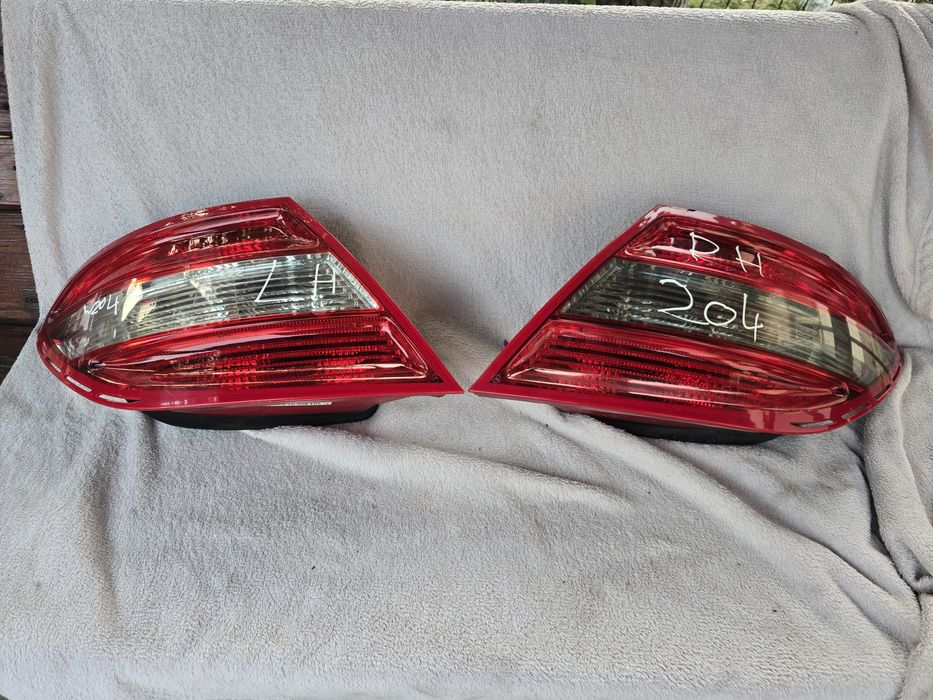 Dezmembrari Mercedes W204 W212