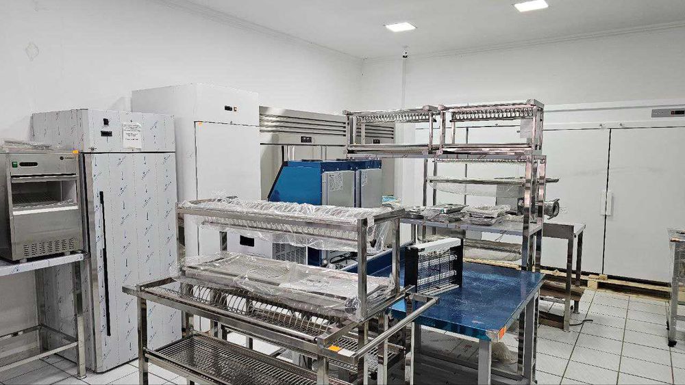 оборудование для кафе и ресторанов холодильник нержавейка
