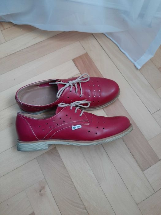 Pantofi piele naturala nr 38 - 2 perechi