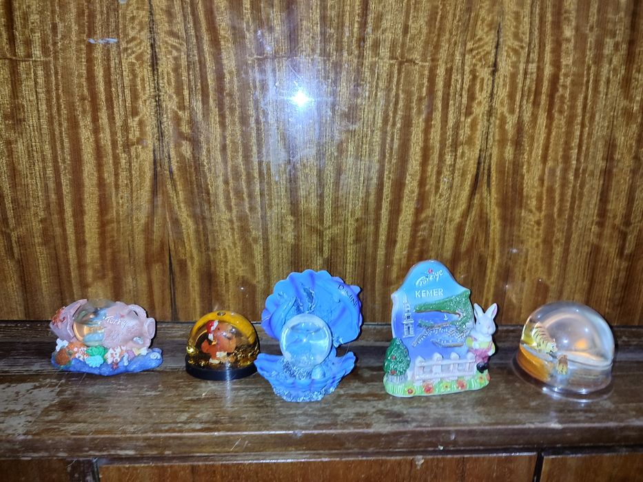 Привозные сувениры