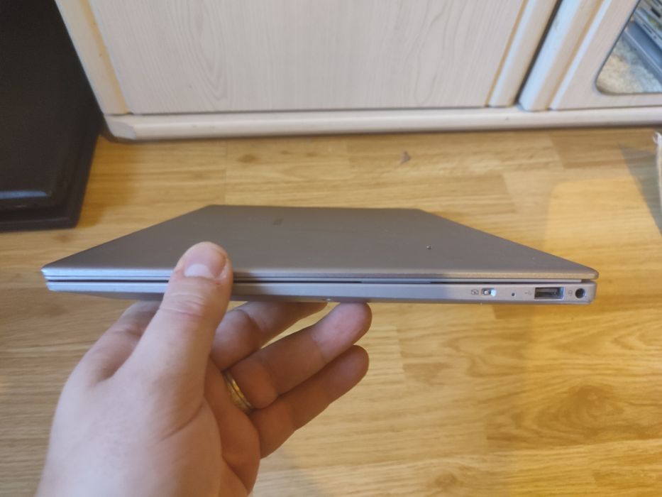 Carcasa Completa + Tastatura + Balamale - Medion E15308 MD63850