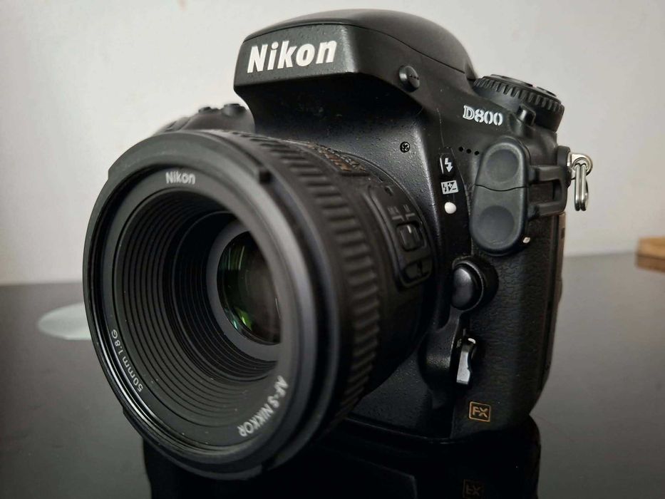Aparat foto full frame DSLR Nikon D800,putine cadre,stare excelenta