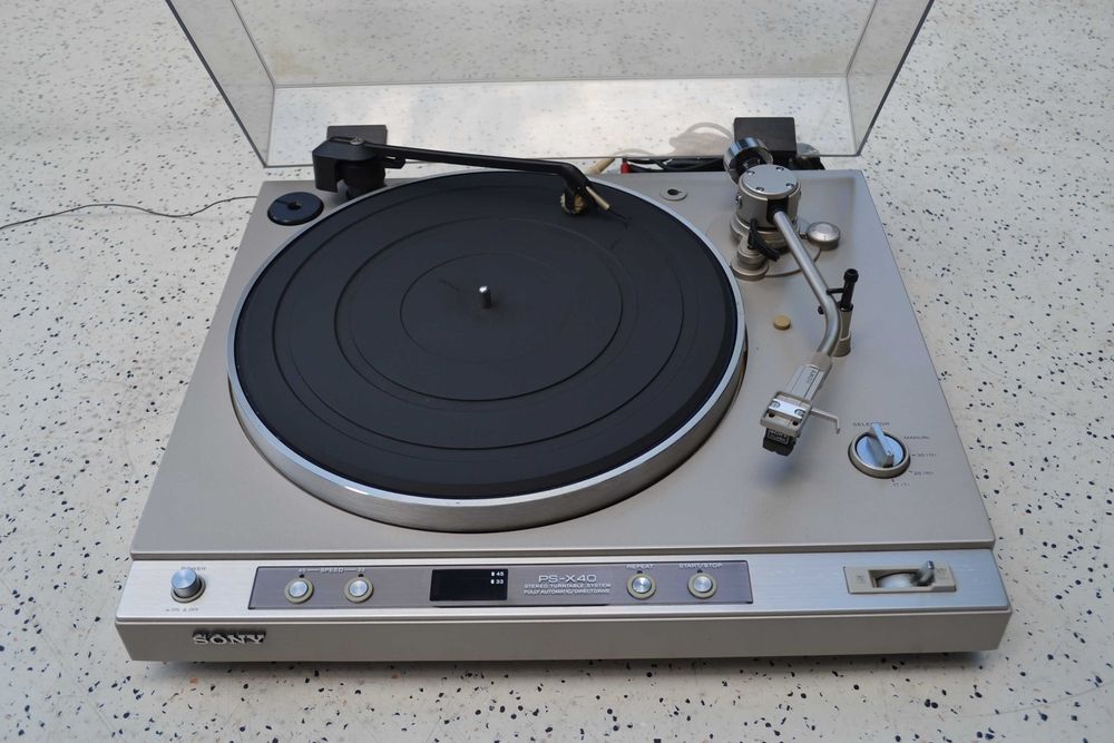 Pick up Sony PS-X 40