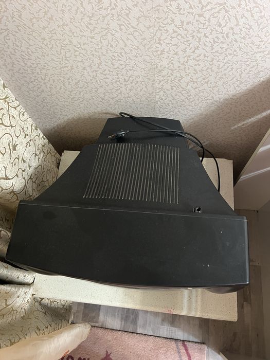 Продам телевизор