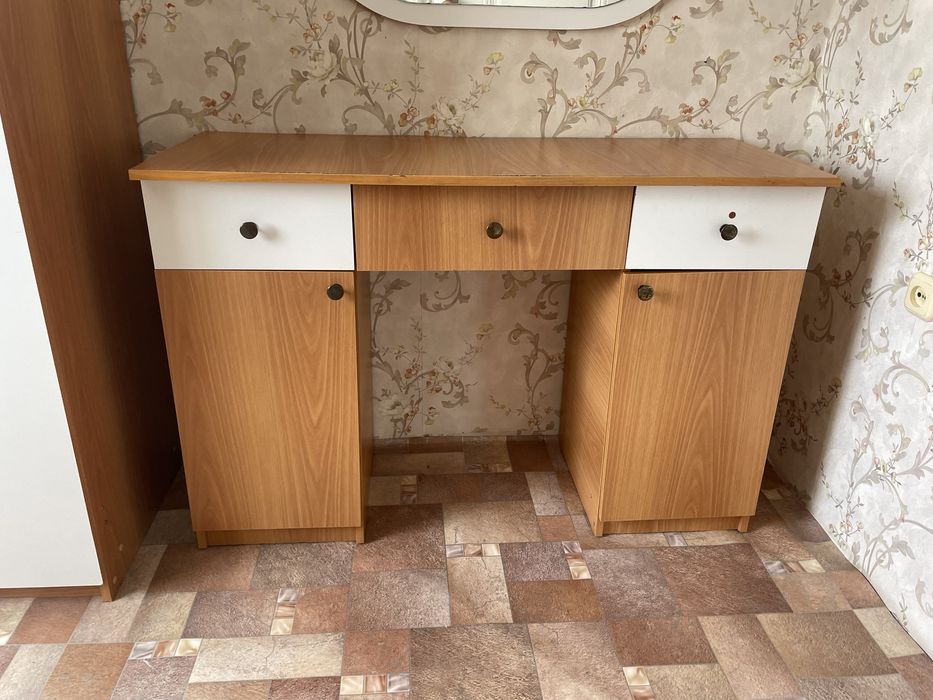 Комод для вещей.