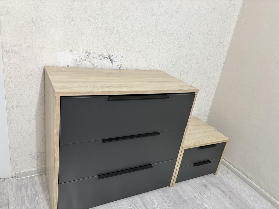 Продам спальный гарнитур