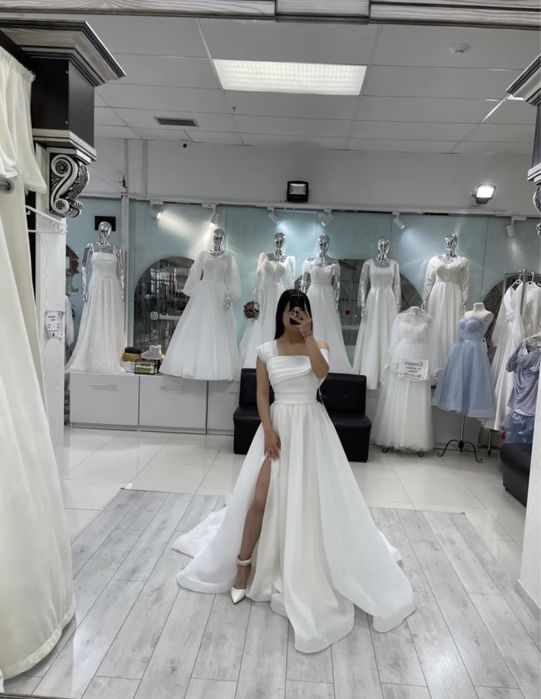 Свадебное платье