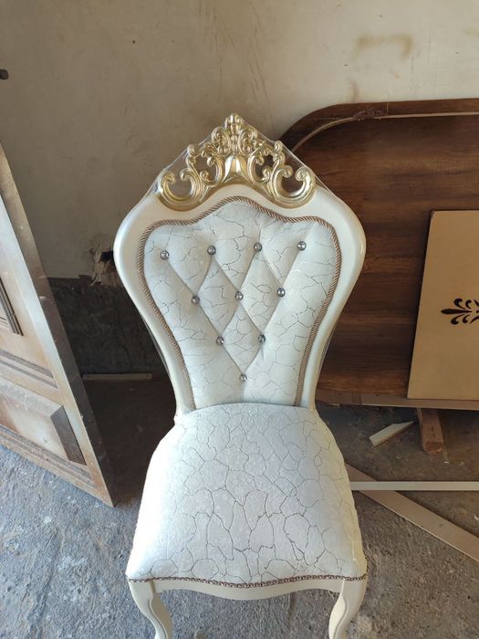 Sifatli stol stullar eng arzon nerxlarda