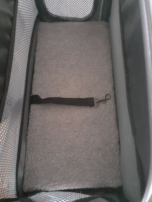 Geantă de transport pisici/ cătei  Trixie  nouă