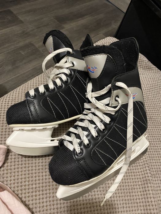 Продам коньки