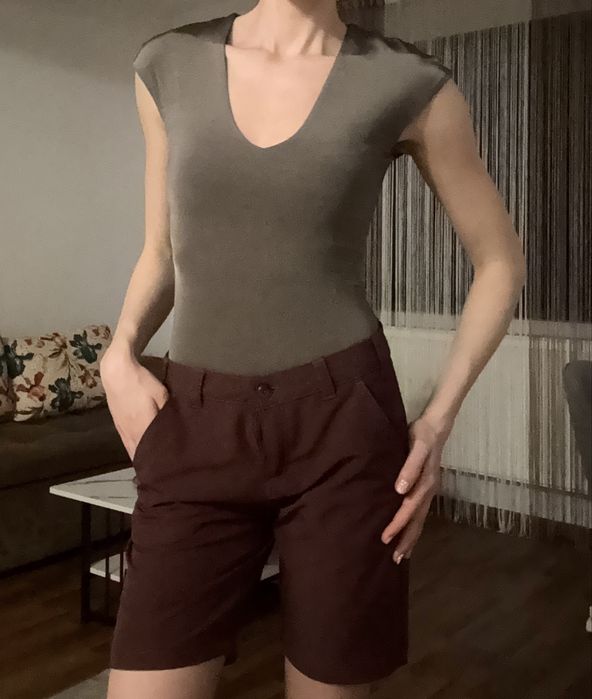 Body gri metalic H&M