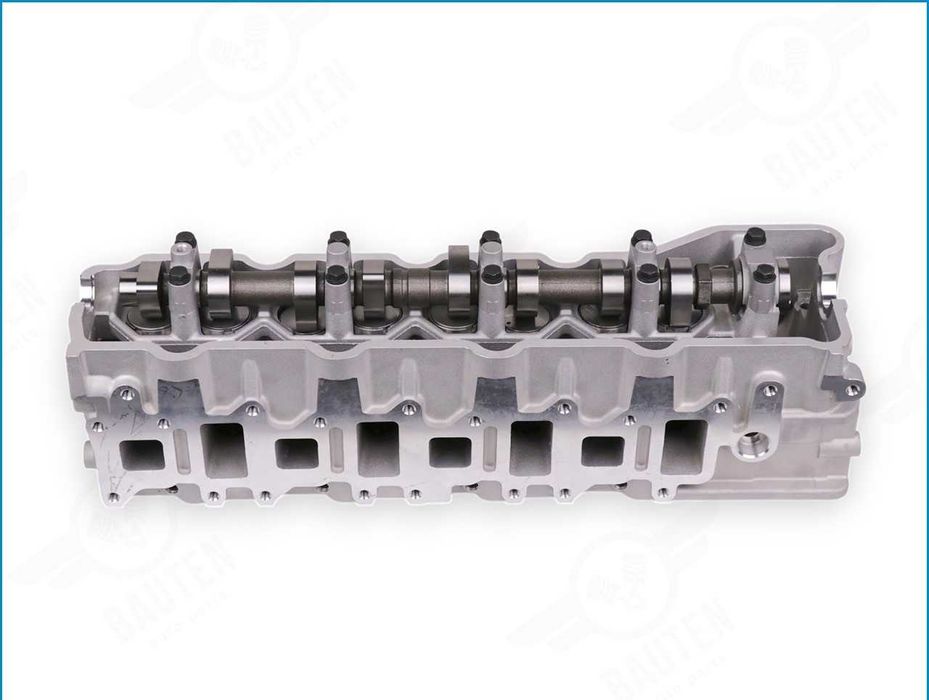 Головка блока MI 4M40-T сборе