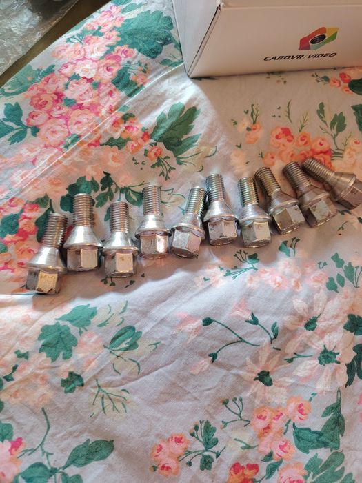 Болтове за джанти за Мерцедес