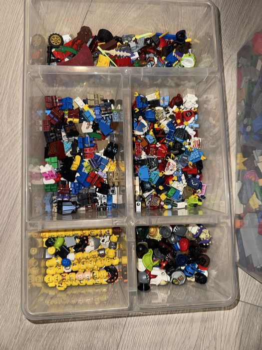 Lego колекция (части) лего; конструктор ЛЕГО фигурки