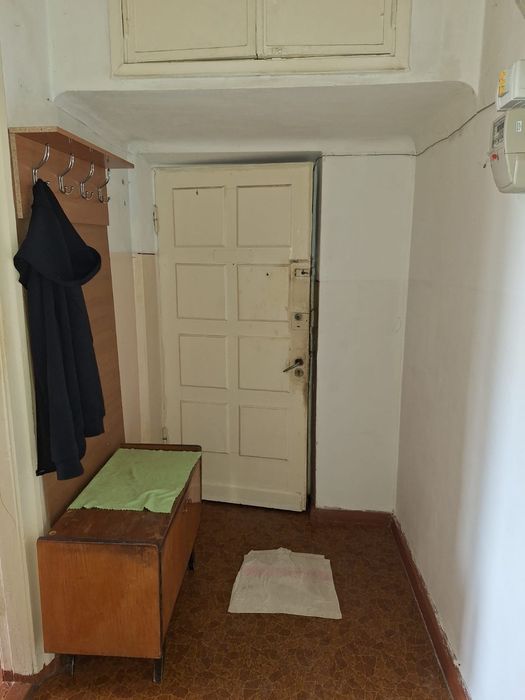 Продаётся  2-х комнатная квартира