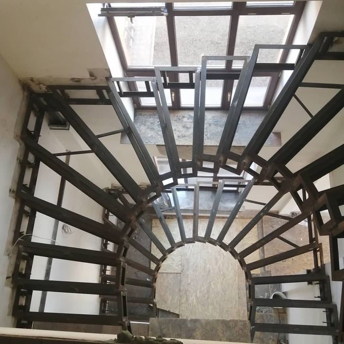 Изготовление металлокаркасов, лестниц
