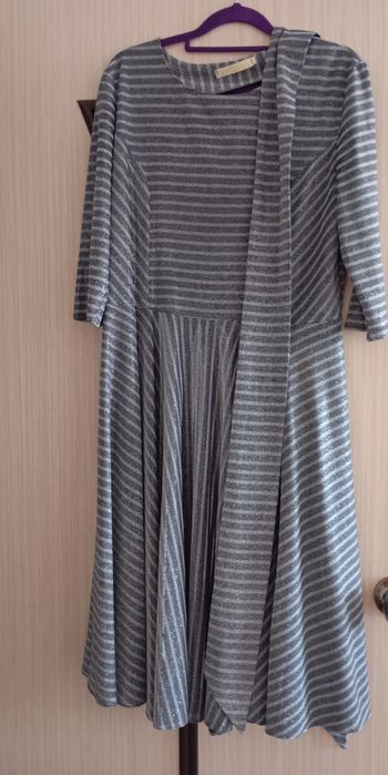 Продам вечерние платья