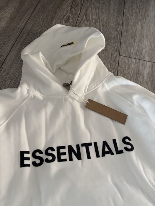 Compleu Essentials