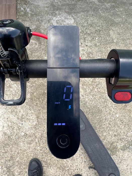 Xiaomi pro 2 folosita 3 ani