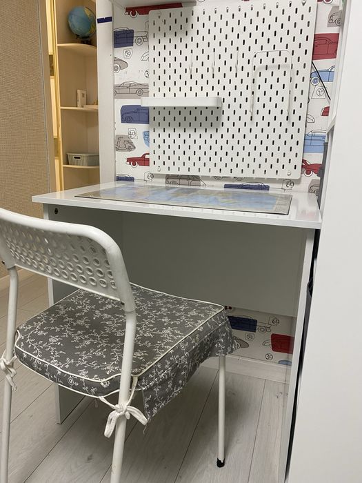 Продам рабочую зону для школьника