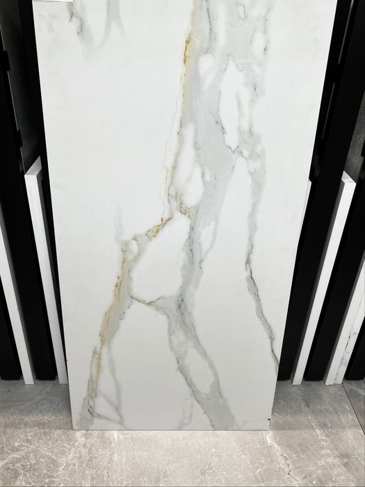 Vând gresie porțelanată 60x120 cm