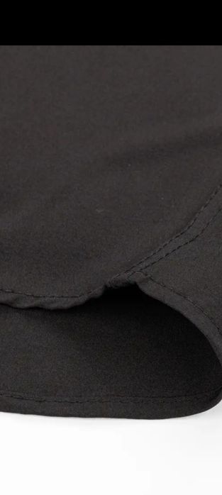 Vand 2 cămăși barbati noi, mărime mare 3xl, calitate