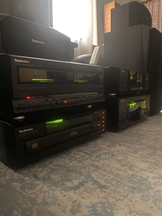 Technics SD-CH770 Audio Components