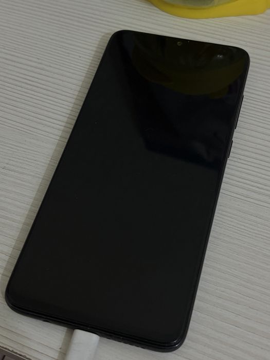 Продам телефон redmi note 8 pro