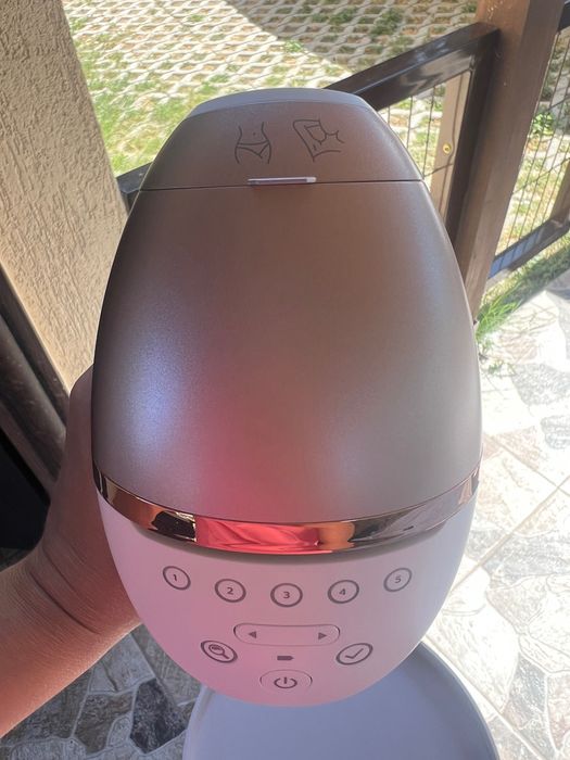 Фотоепилатор Philips Lumea