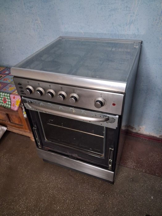 Aragaz cu patru arzatoare Zanussi