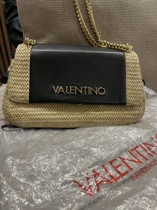 Уникална чанта Valentino