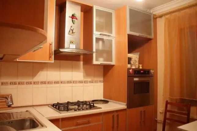 Дава се под наем Едностаен апартамент в София, Център - 46 кв.м за 357 € - Снимка #2