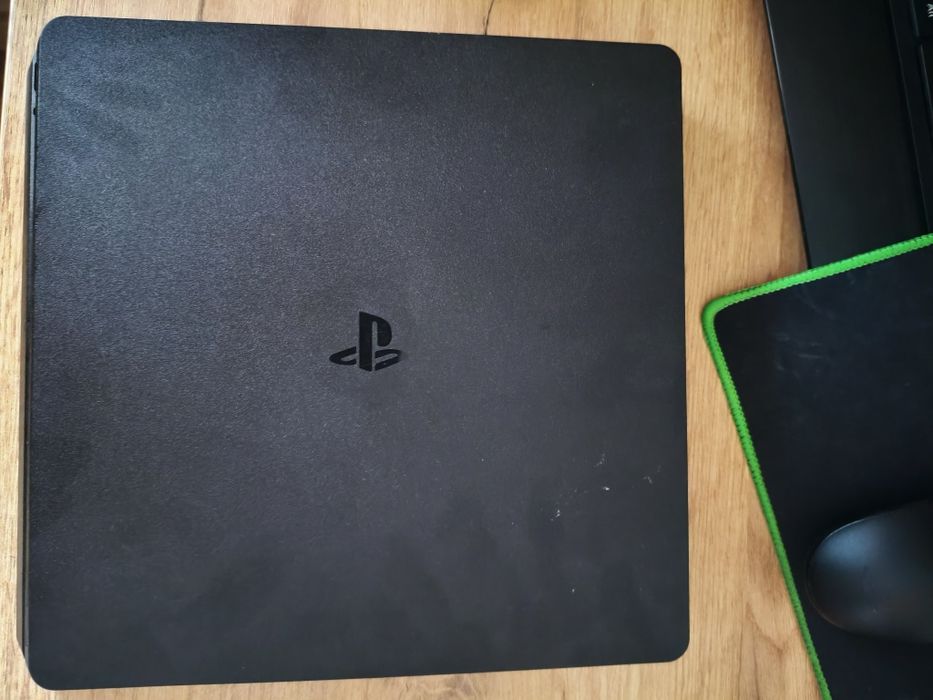 Ps4 slim 873,2 gb