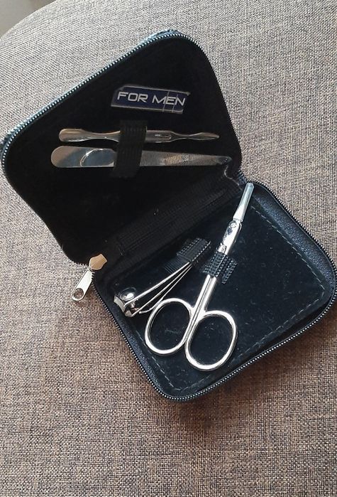 Мужской маникюрный набор