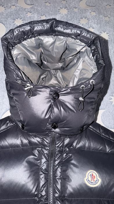 Грейка на Moncler (оригинална)