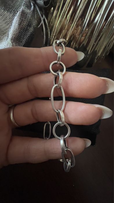 Сребърна гривна