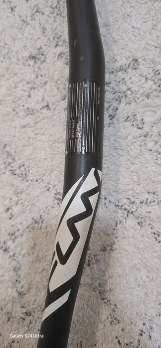 Карбоново кормило Newman advanced и FUNN black ace.