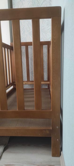 Детско легло от масивно дърво