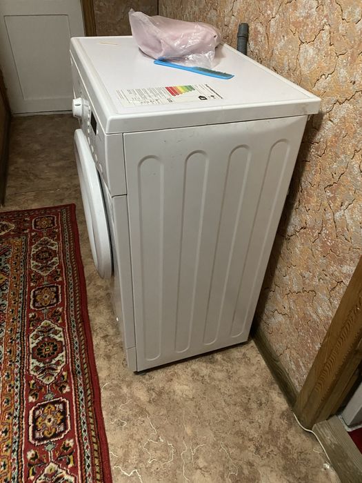 Продам стиральную машину