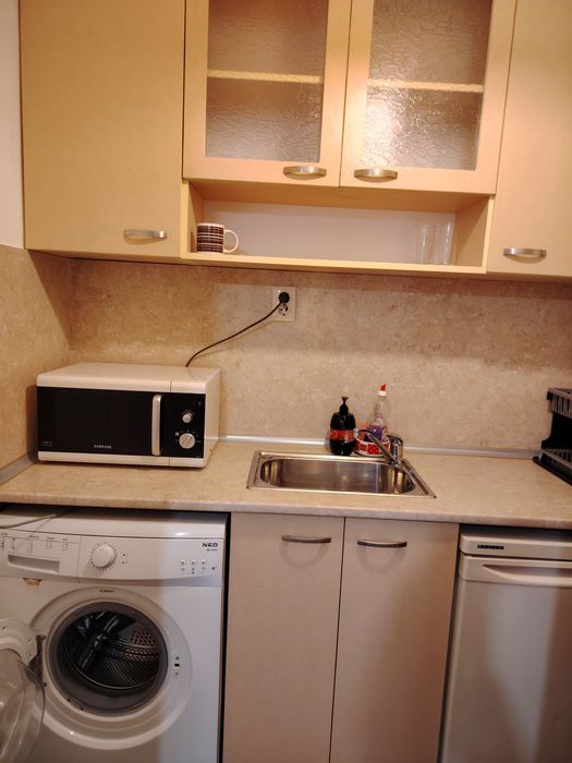 Нощувки в студио център гр.Варна, с паркомясто за 70лв на вечер