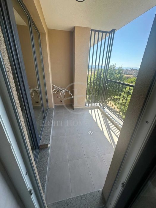 Продава се Тристаен апартамент в Пловдив, Христо Смирненски - 101 кв.м за 886 €/кв.м - Снимка #2