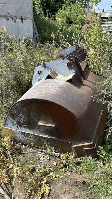 Ковш для К-700.