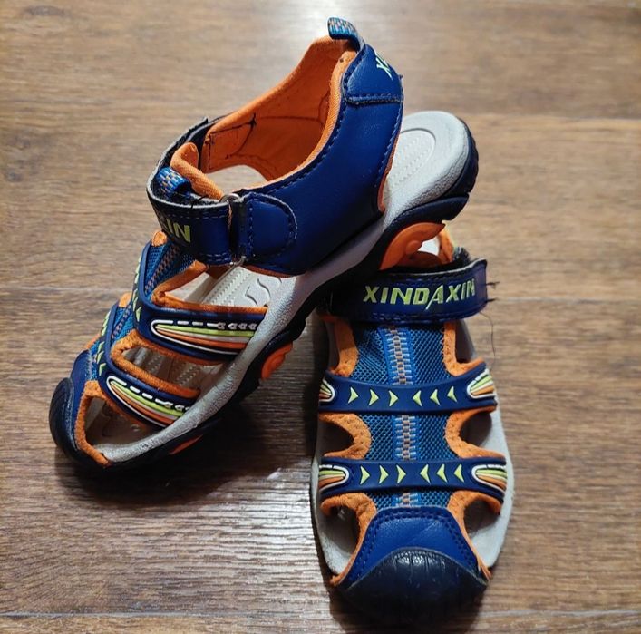 Продам сандали 32р