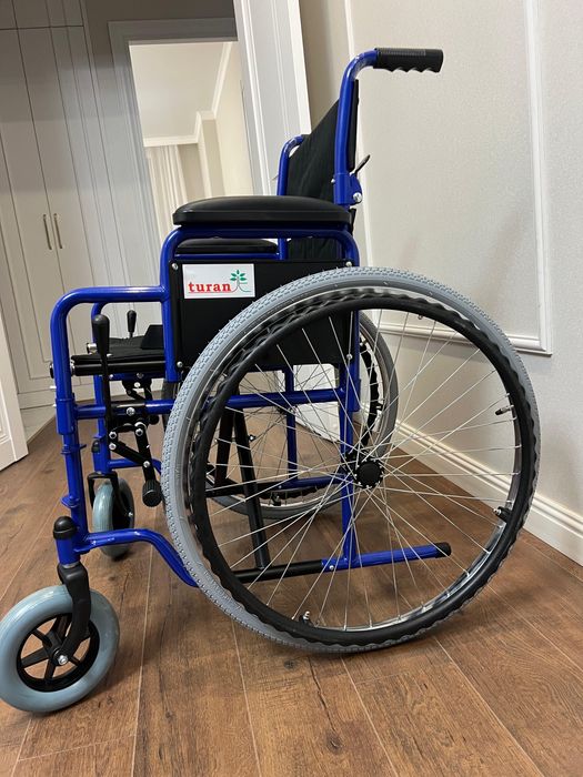 Продам кресло-коляску для взрослых