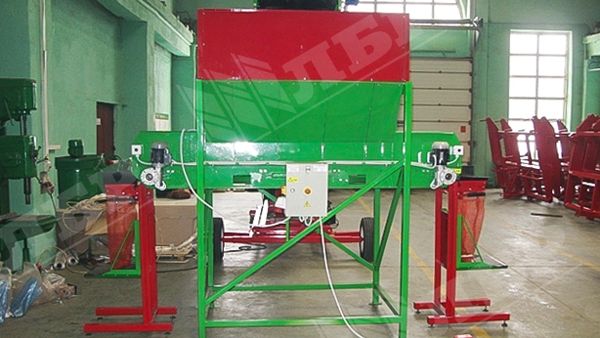 Машина для упаковки овощей в сетку МЗК-2